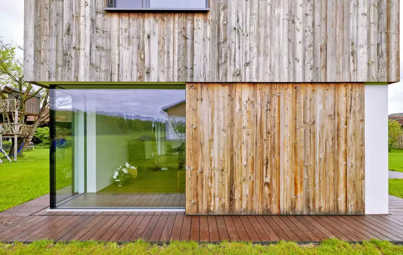 Traditionelle Handwerkskunst Holzhaus Lechner