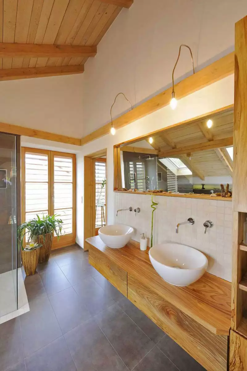 Holz im Badezimmer, Lechner Holzbau gesundes Raumklima durch den fachmännischen Innenausbau