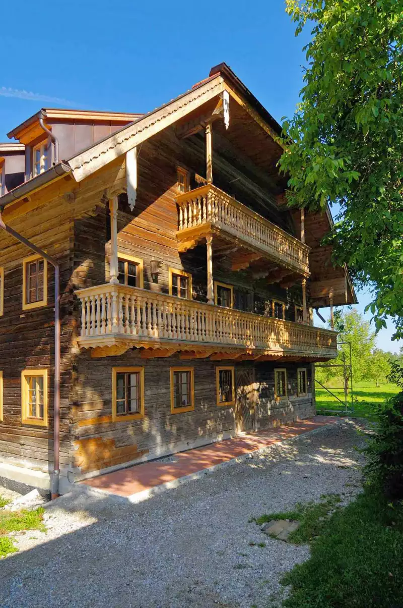 Lechner Holzbau bewahrt traditionelle Handwerkskunst